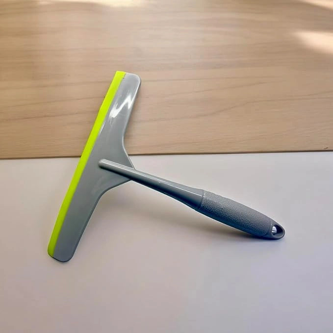 Multi-surface silicone wiper