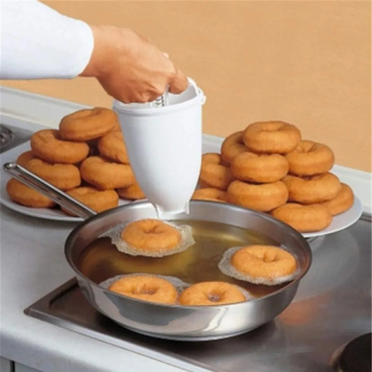 646 mini donut maker dispenser - plastic vadameduwada - kitchen tool