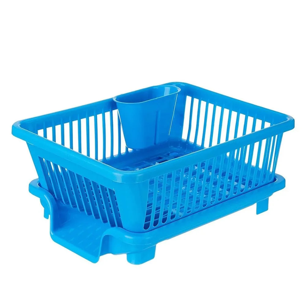 Space-saving dish drainer tray
