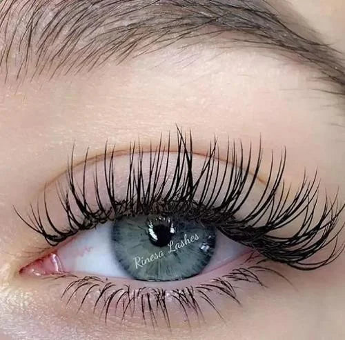 Bonjour 3d eyelashes + nail set