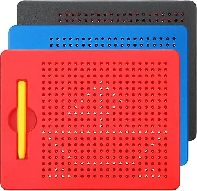 Magic sketch magnet board