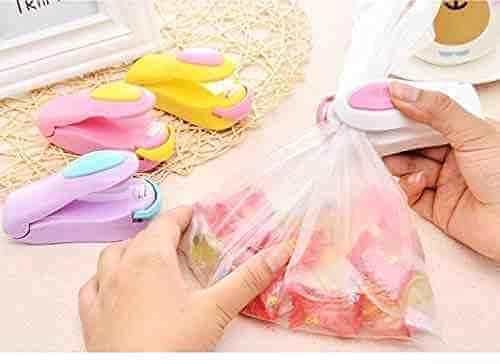 Advanced mini food packet sealer