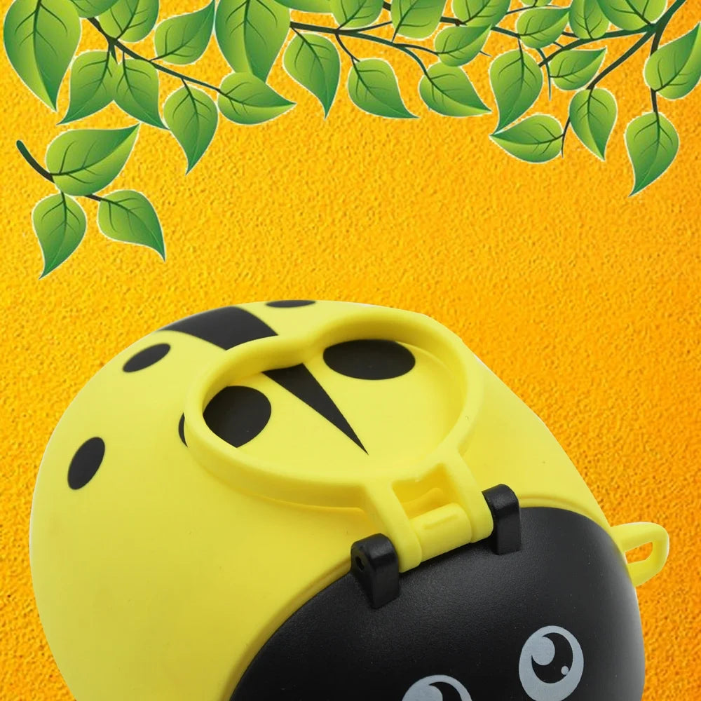 Bug-shaped kids water bottle