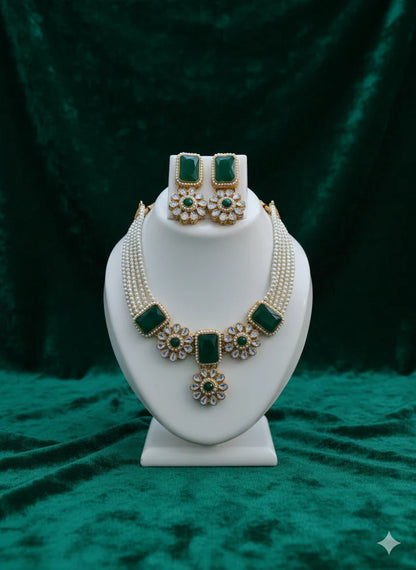 Green Stone Kundan Necklace Set