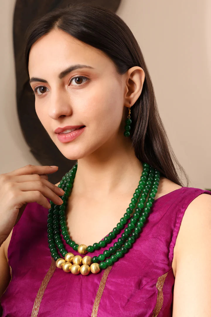 Emerald-green layered necklace set
