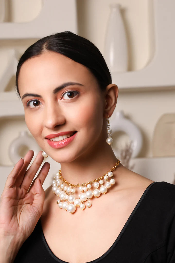 Cascading pearl & gold necklace set