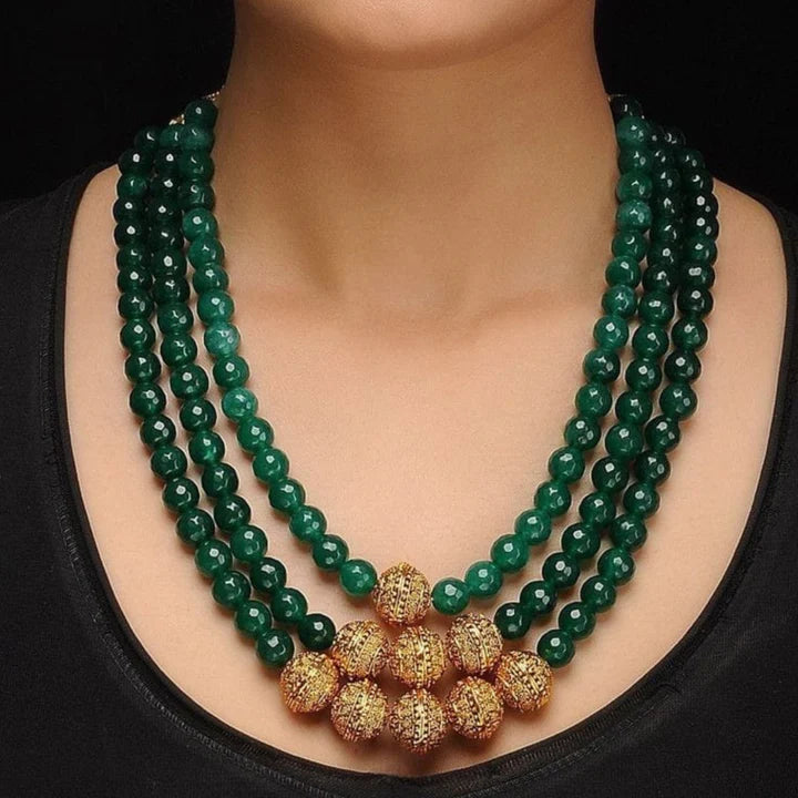 Emerald-green layered necklace set