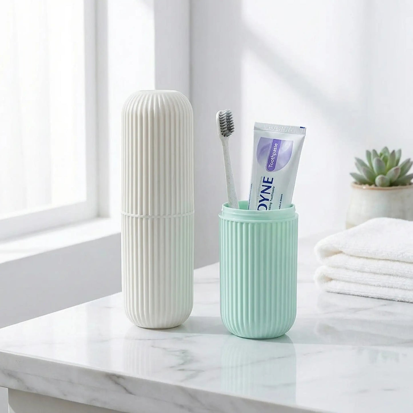 Portable Brush Storage Bottle (Pack of 1)