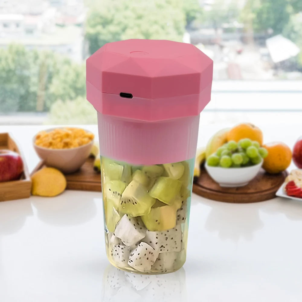 Portable usb rechargeable juicer