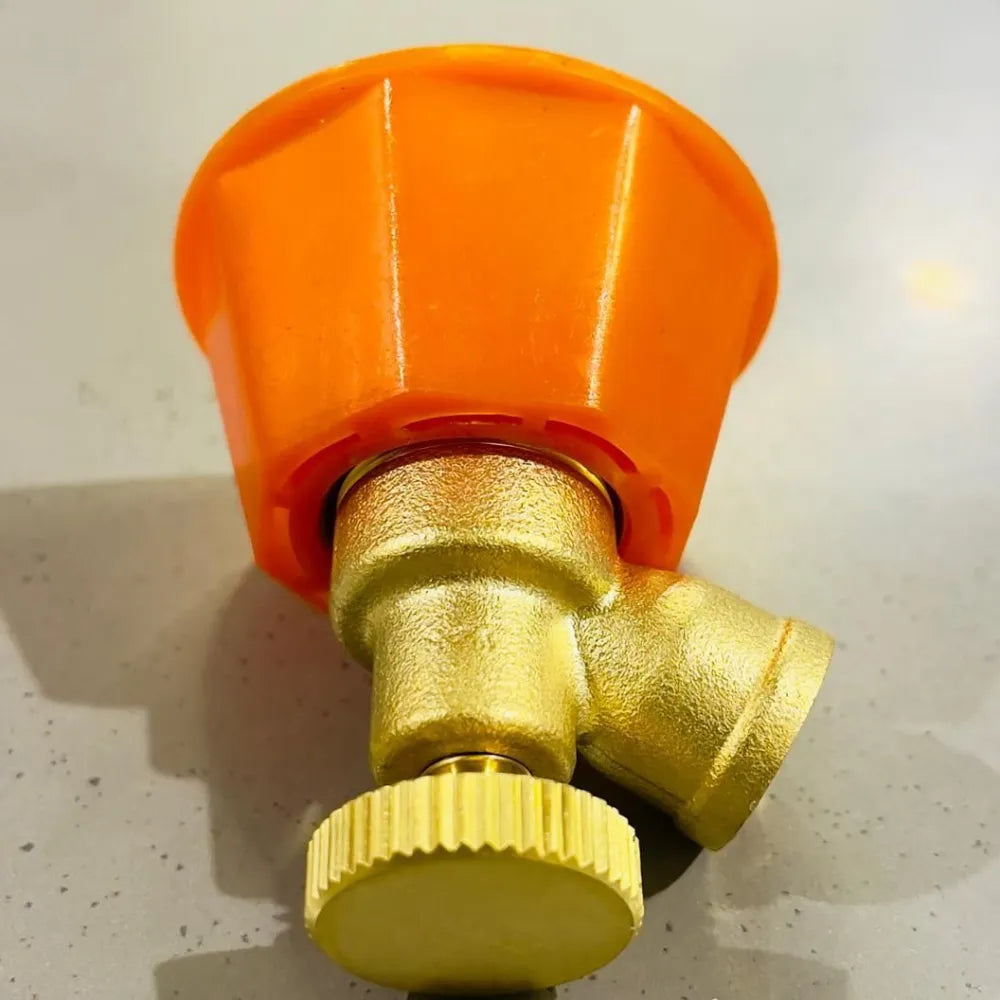 Adjustable high pressurized sprayer nozzle atomizer