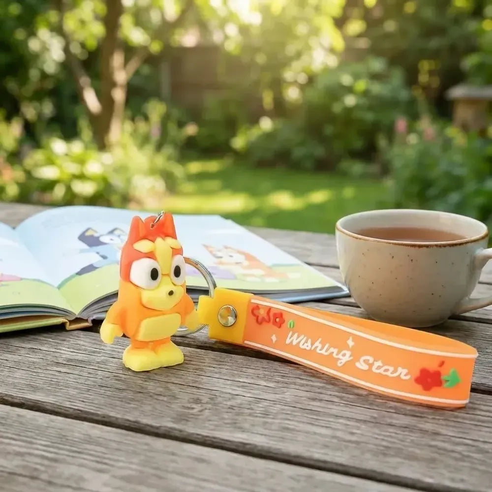 Adorable cartoon character keychain - travel