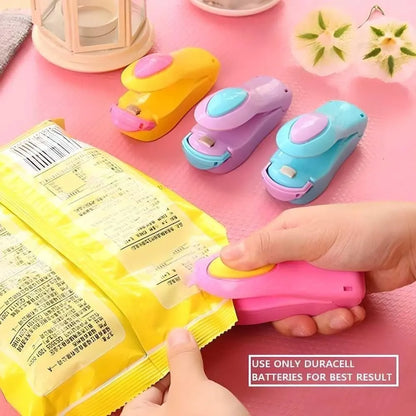 Advanced mini food packet sealer