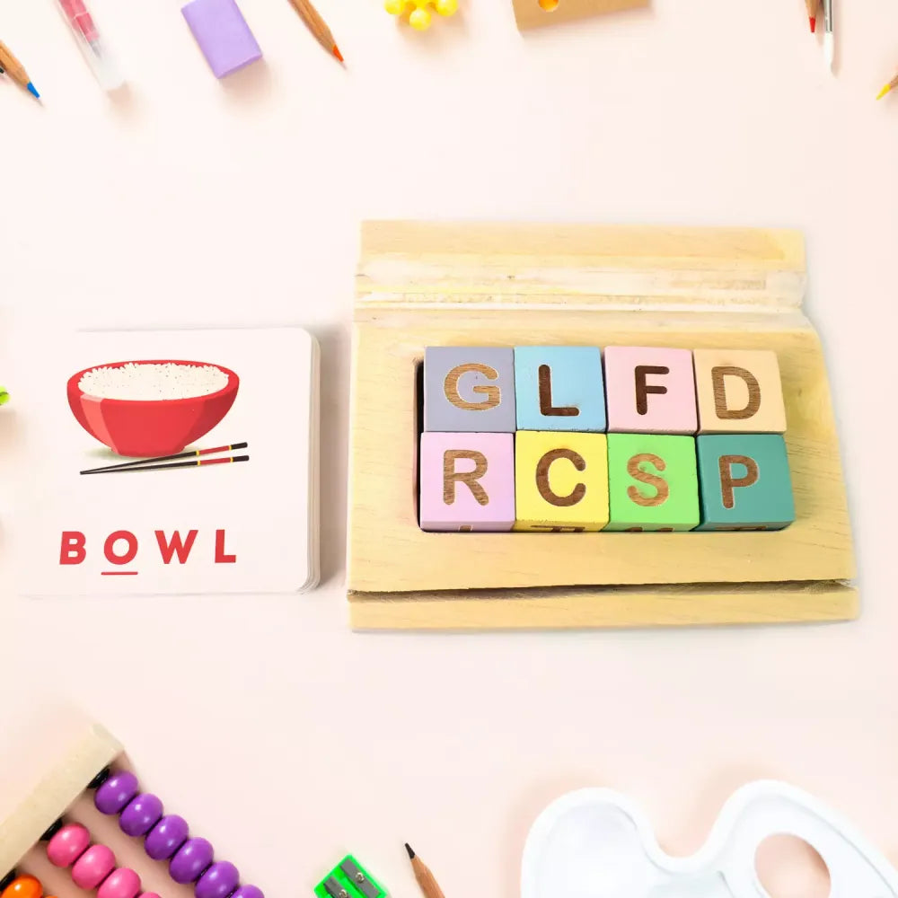 Alphabet spelling puzzle set