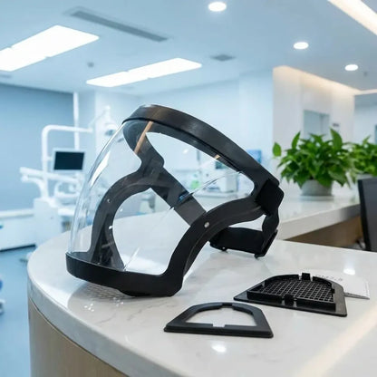 Anti-fog transparent face mask