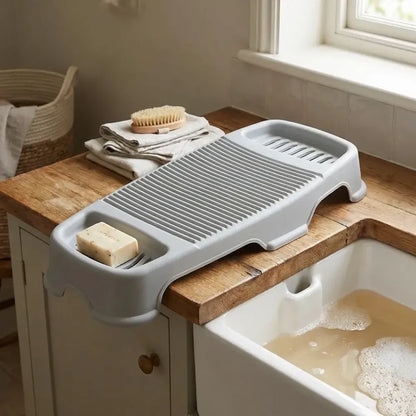 Anti-slip scrubbing washboard