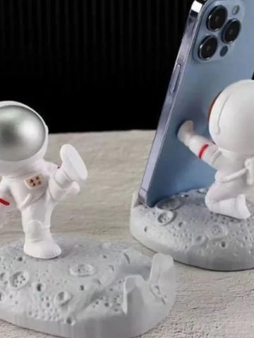 Astronaut Phone Stand