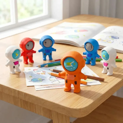 Astronaut-themed eraser set - office
