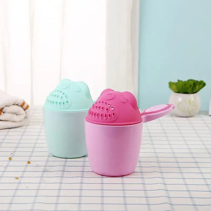Baby hair rinse cup - home improvement