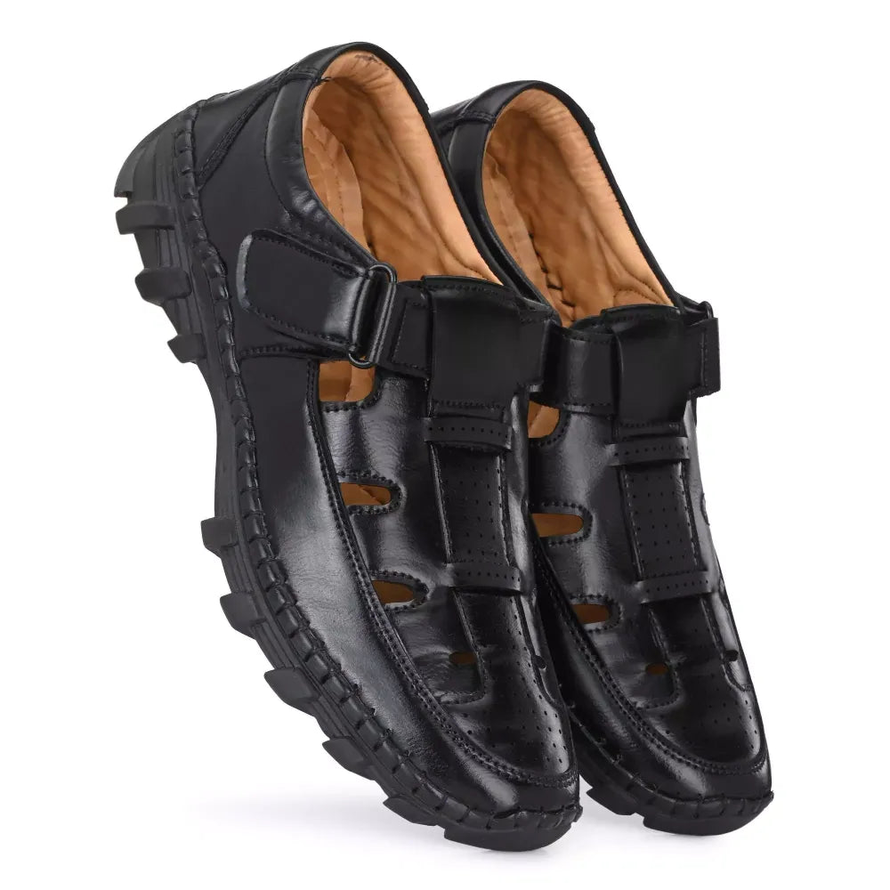 Black roman sandals for men - footwear