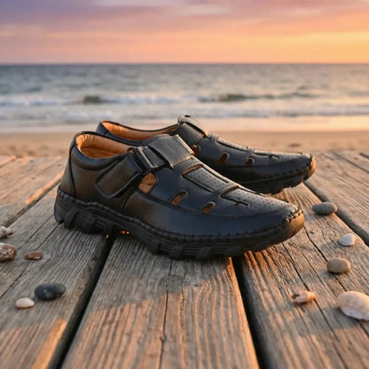 Black roman sandals for men - footwear