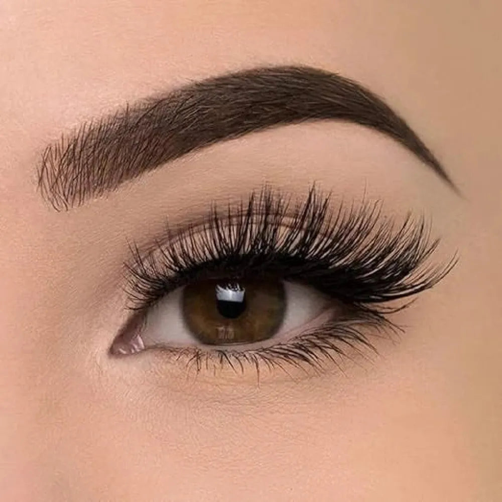 Bonjour 3d eyelashes + nail set