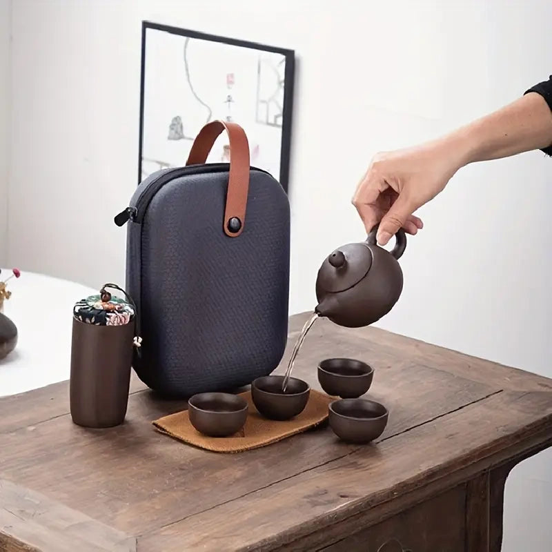 Portable ceramic tea set