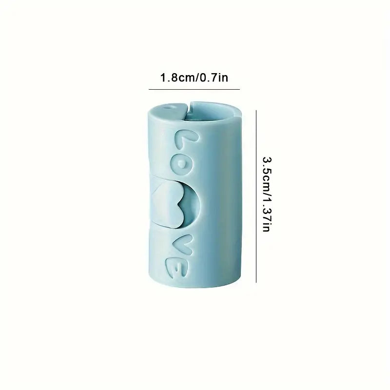 No-slip bed sheet clips