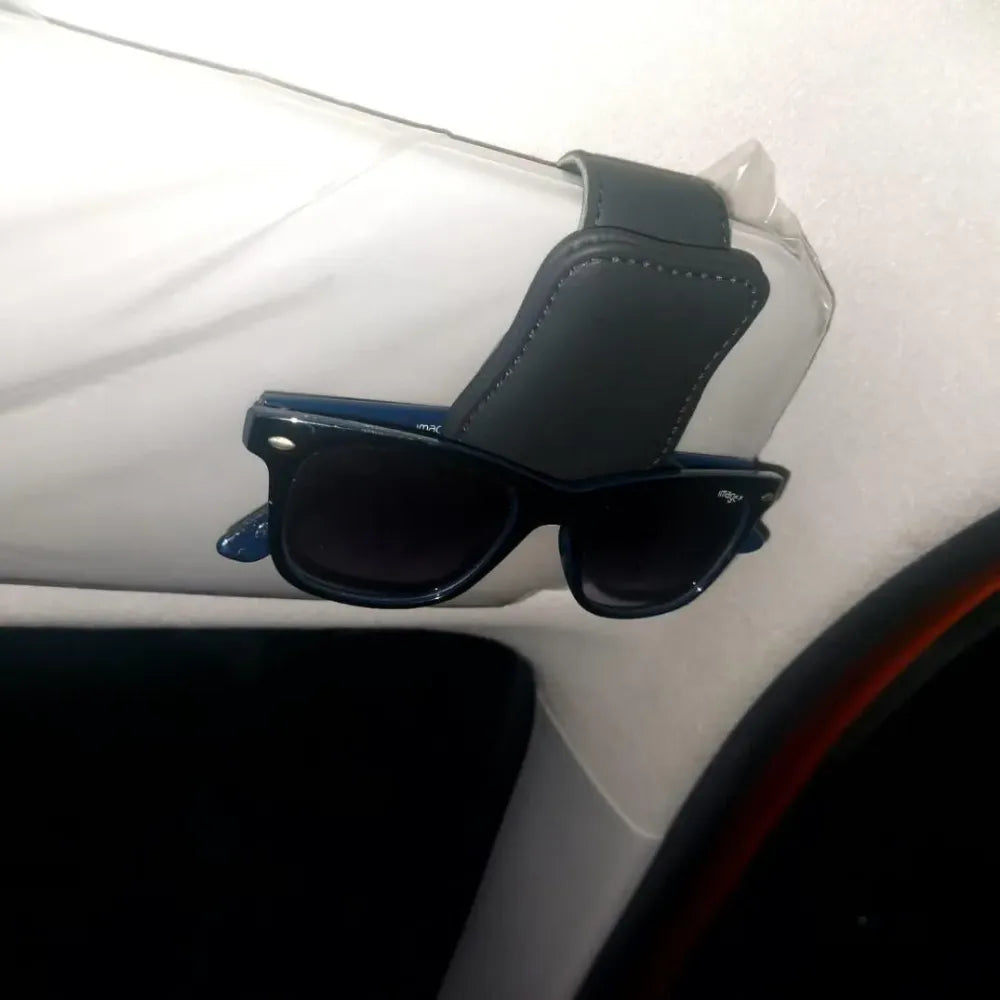 Car visor sunglass holder