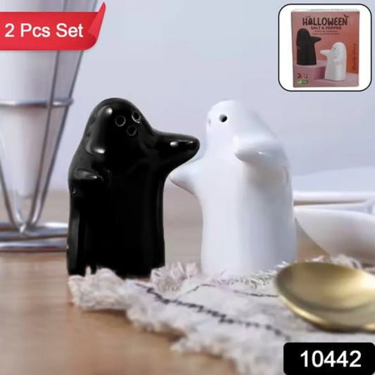 Ceramic salt & pepper shakers - home kitchen