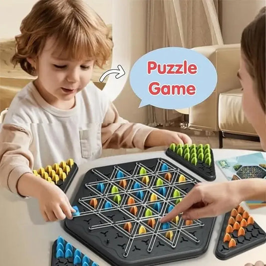 Chain triangle chess game
