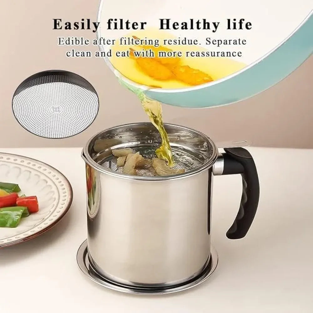 Chef’s oil filter pot