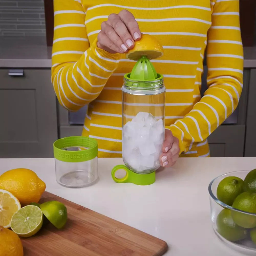 Citrus juicer sports bottle