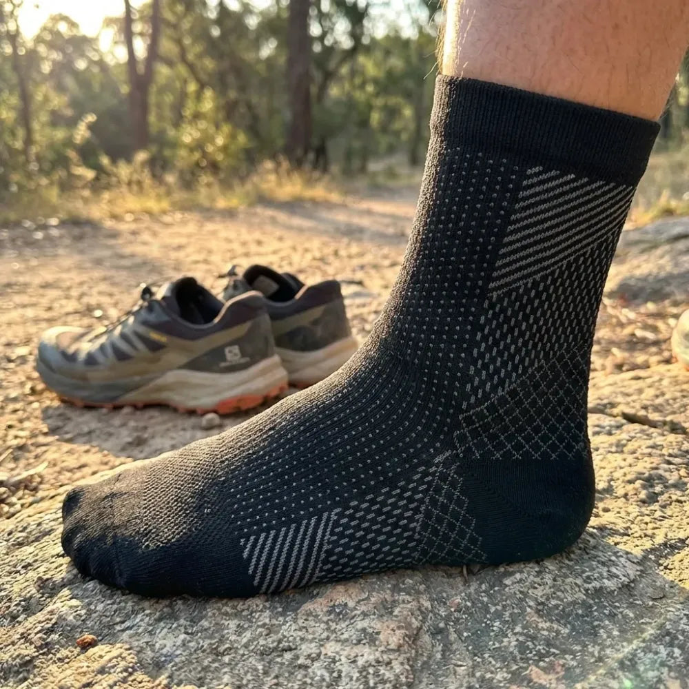 Compression socks for feet and ankles (black)
