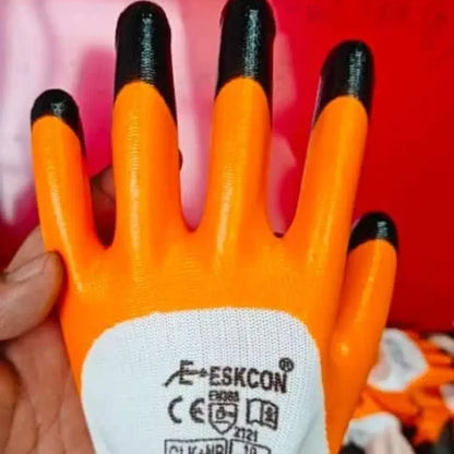 Durable nitrile safety gloves
