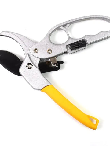 Effortless Ratcheting Pruning Shears