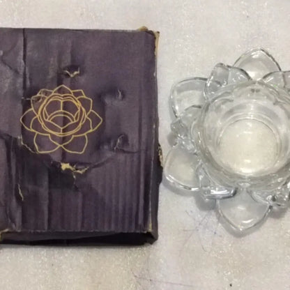 Elegant glass tealight