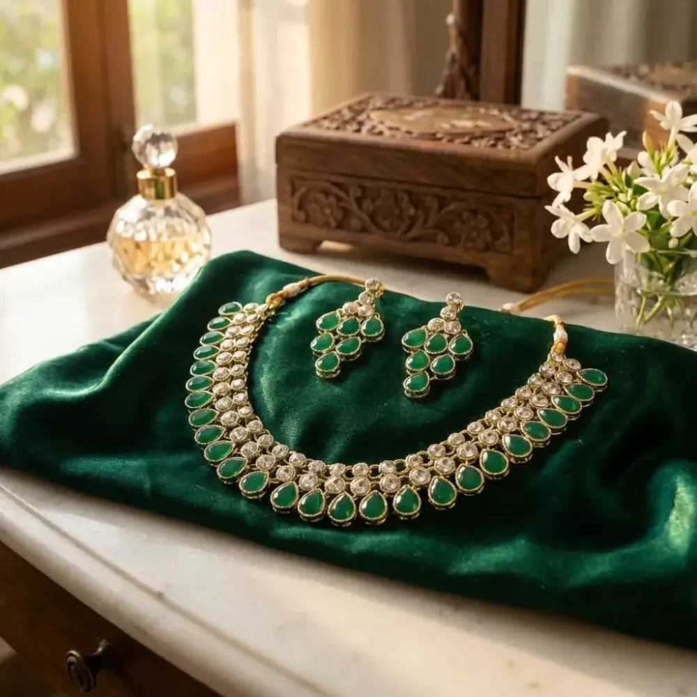 Emerald green kundan necklace set - jeweller set