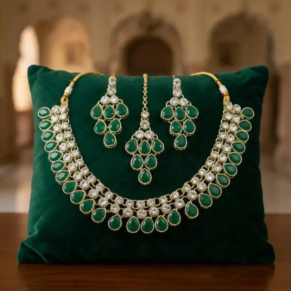 Emerald green kundan necklace set - jeweller set