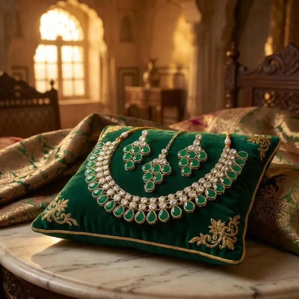 Emerald green kundan necklace set - jeweller set