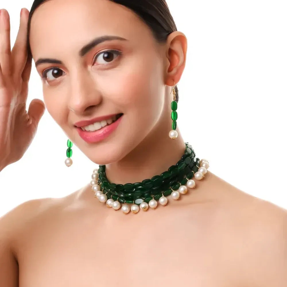 Emerald-green pearl accent necklace set