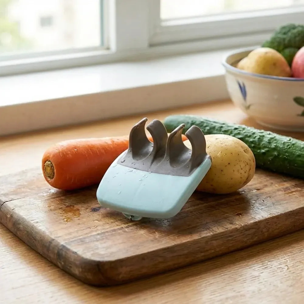 Ergonomic finger peeler - kitchen tool
