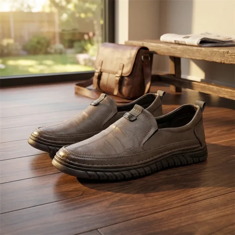 Fashion-forward lightweight shoes - footwear
