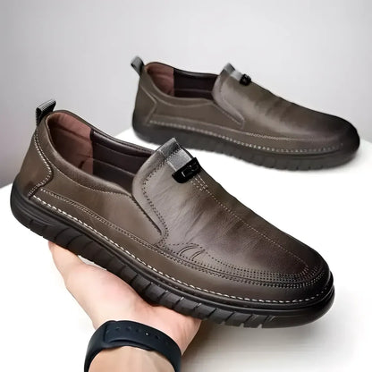 Fashion-forward lightweight shoes - footwear
