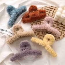Plush non-slip hair claw clip