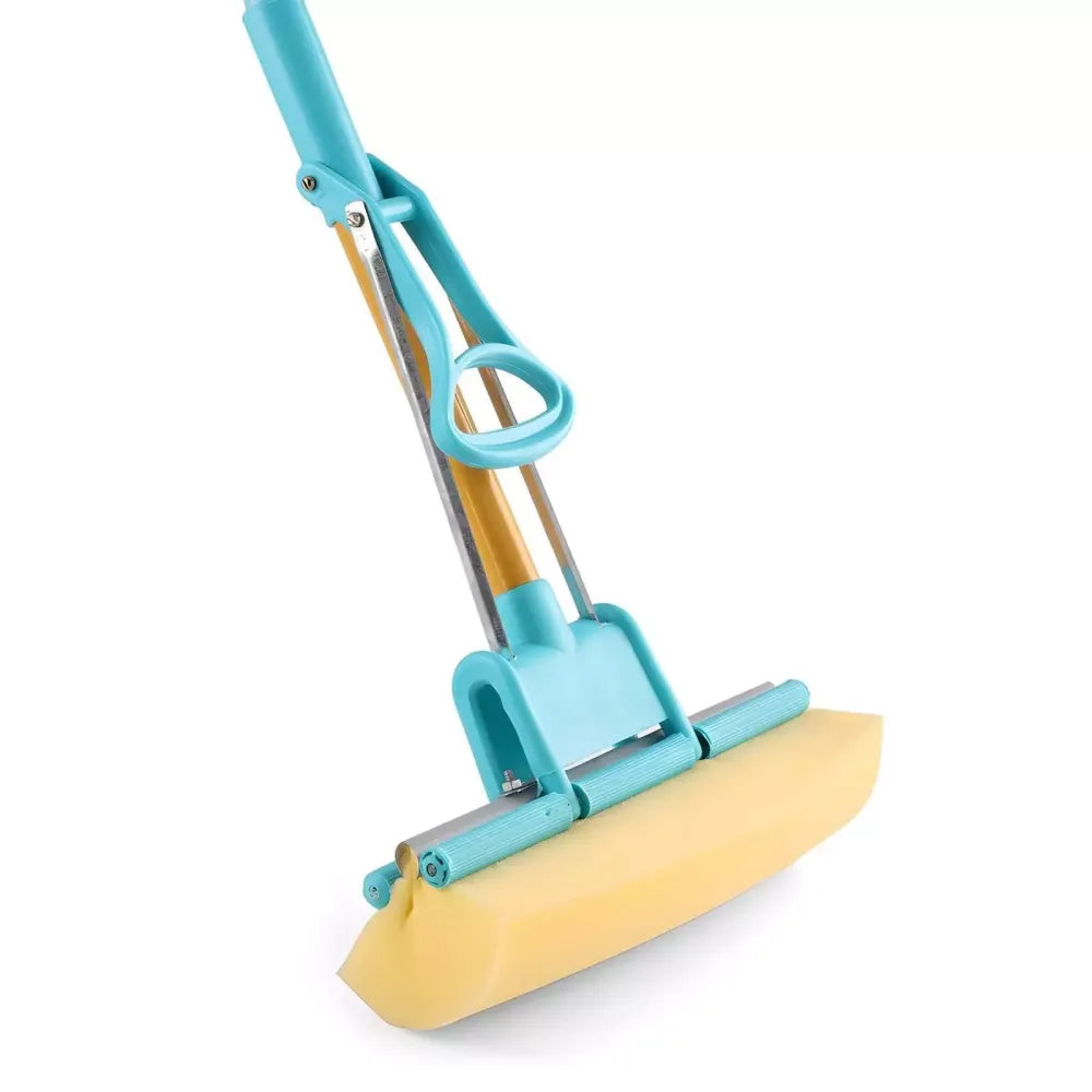 Foldable squeeze mop