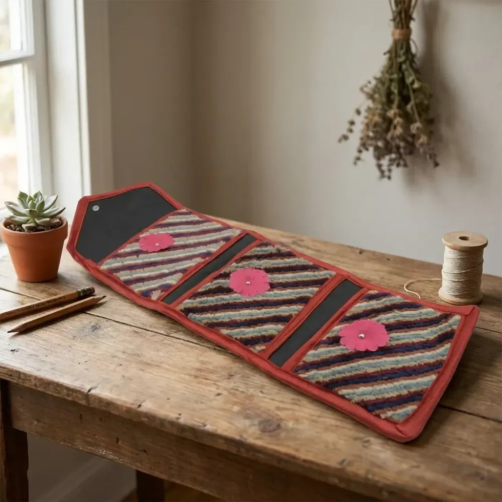 Foldable wall document organizer - home improvement
