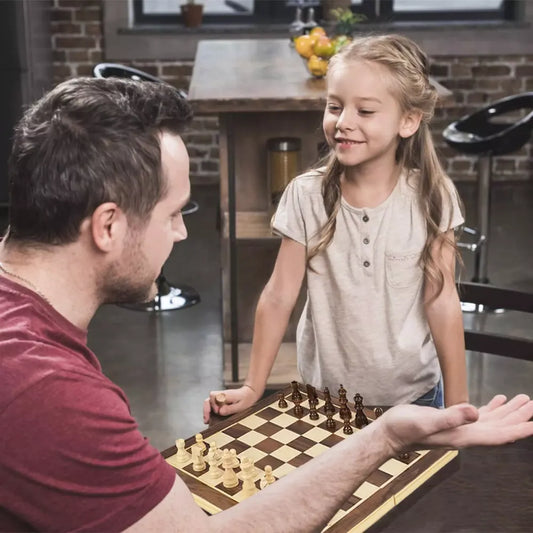 Foldable wooden chess set - toys