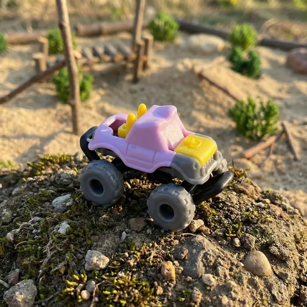 Friction-powered monster truck set - toys