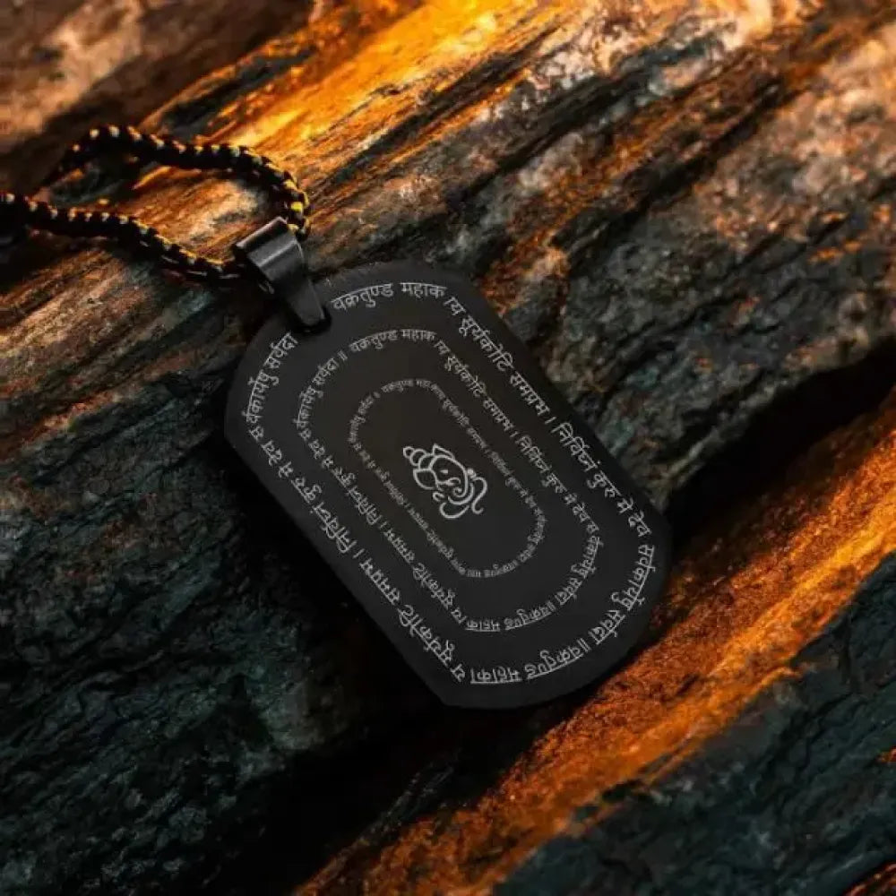 Ganpati shlok pendant chain - potential heroes