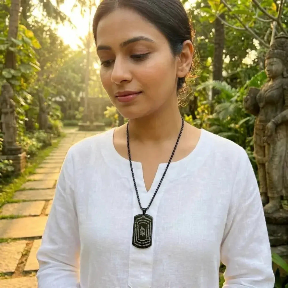 Ganpati shlok pendant chain - potential heroes